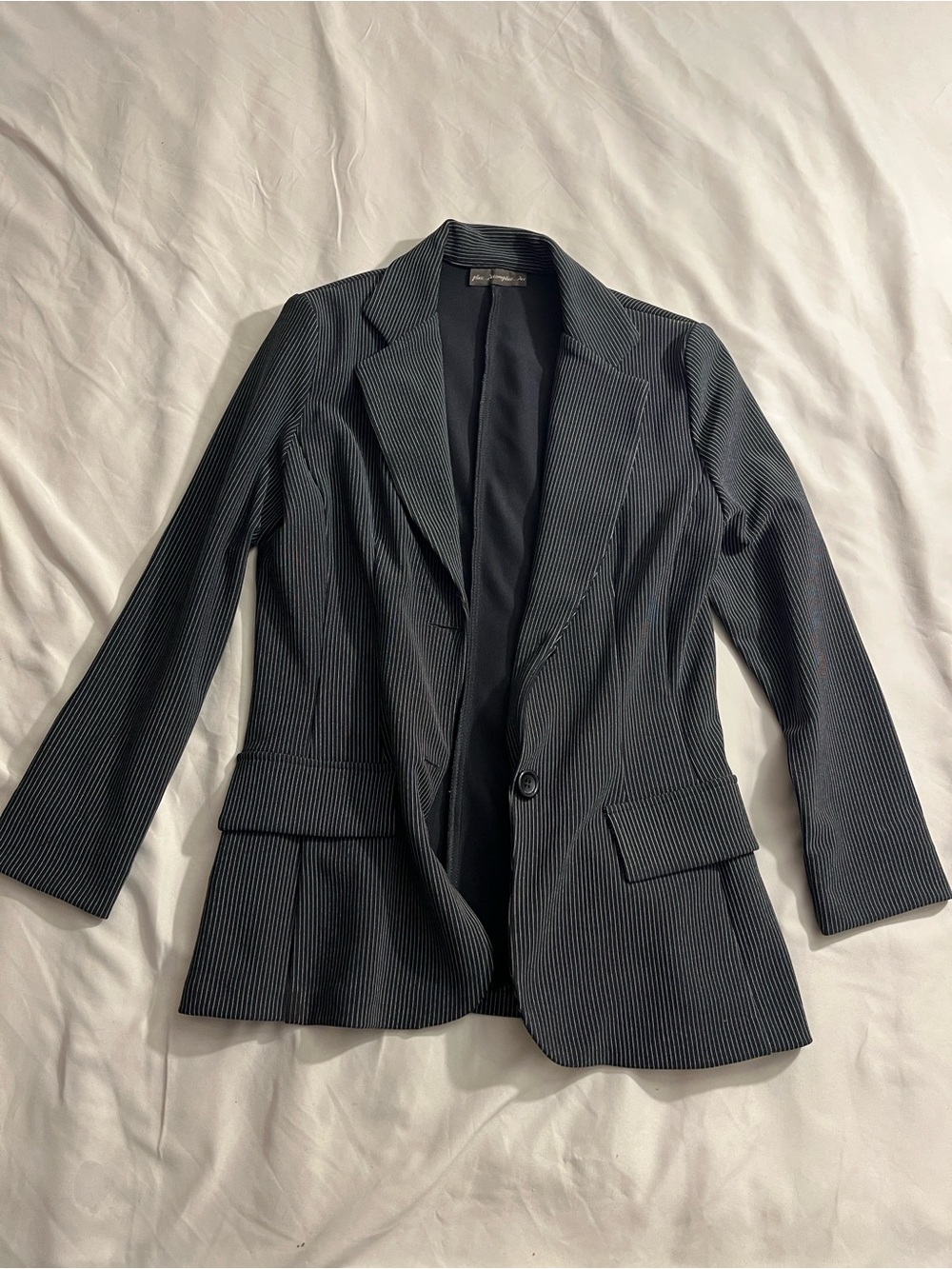 Women’s Pinstripe Single-Button Blazer - Black